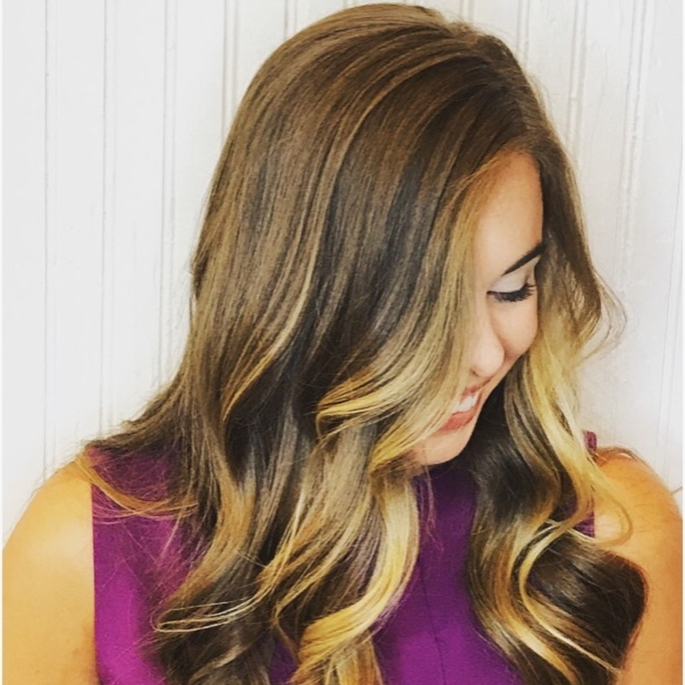 Meet your Posher, Alexandra